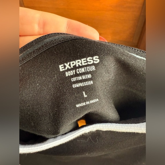 Express Body Contour Peekaboo Bra Tube Top - Picture 5 of 5